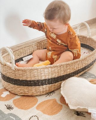 U nás nájdete tieto košíky BEBE, nielen pre novorodencov 👼🏻 ale následne miestečko na hranie, prebalovanie alebo aj ako...